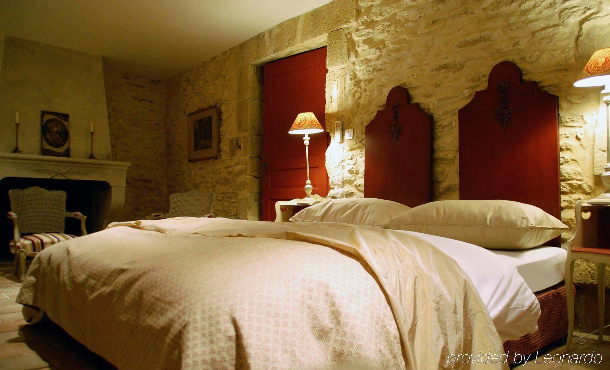 Domaine Des Escaunes Sernhac Bagian luar foto